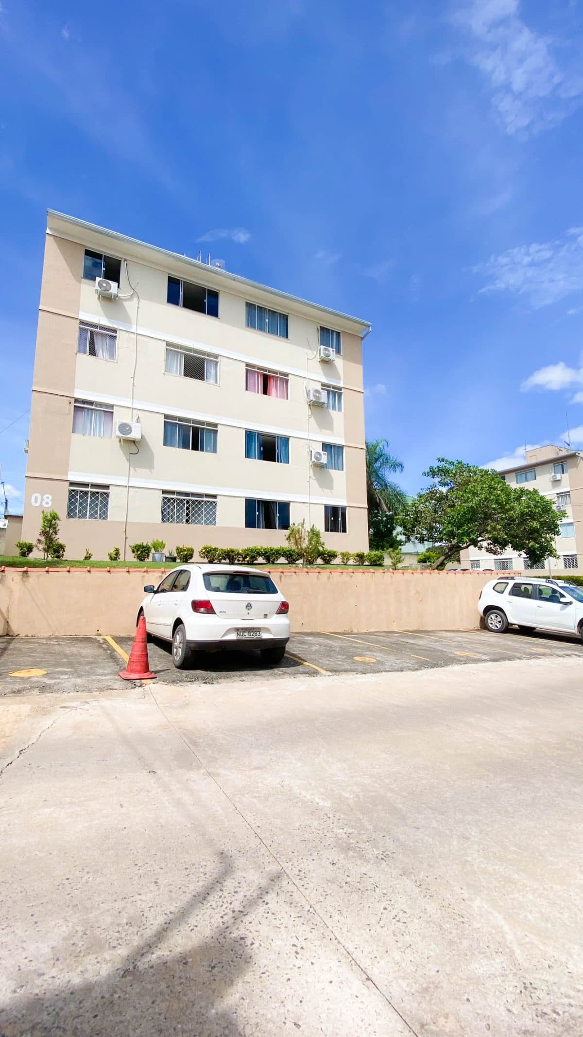 Apartamento Semi Mobiliado com 2 quartos ao lado do parque das águas
